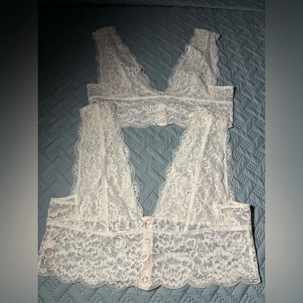 2 Free People Lace Bralettes - Picture 3 of 4